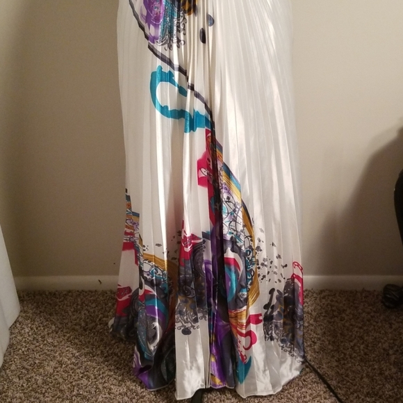 Amazing Cinderella Prom Dress - Picture 3 of 7